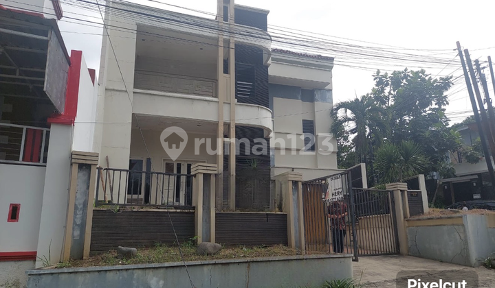 Rumah 2 Lt Minimalis di Bukit Sari, Tembalang 1