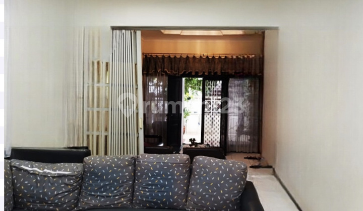 Rumah Strategis Dekat Loyola Brumbungan Semarang Tengah 2