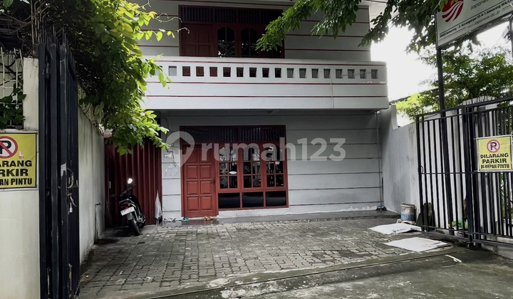 Ruko Tengah Kota Dekat Loyola Brumbungan Semarang Tengah 1
