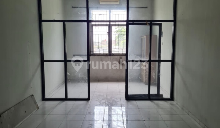 Ruko 2 LT di Pinggir Jalan Strategis Semarang Timur 2