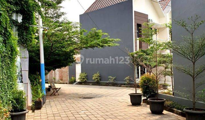 Ruko 3 Lantai Lokasi Dekat Jalan Raya Bogor 2