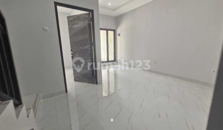 Rumah Modern 2 Lantai Puri Navara Cibubur 3 KT - Dekat LRT & Tol