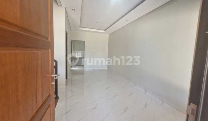 Rumah 2 Lantai Cibubur Ciracas Jakarta Timur LT 71 LB 130 SHM IMB 2