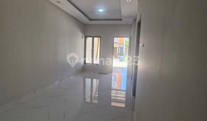 Rumah 5 Kamar Cibubur Ciracas Jakarta Timur Type 65/118 SHM IMB