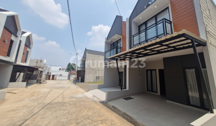 Rumah Baru 2 Lantai Dekat Toll dan LRT Cibubur Free Biaya SHM Rumah Baru 2 Lantai Dekat Toll dan LRT Cibubur Free Biaya SHM