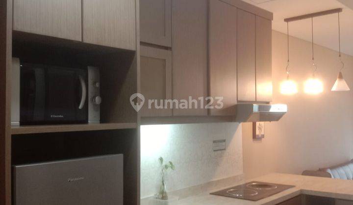 Sewa Apartemen Thamrin Residence 2br Luas77 Belakang Grand Indo  1