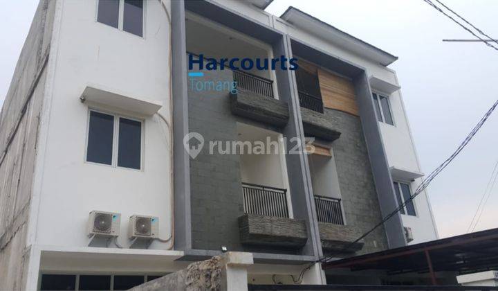 Rumah Gandeng dan Kavling Tanah 2unit Siap Bangun di Tarakanita 2