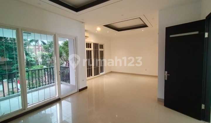 Nice House for Rent Semifurnished Panglima Polim Kebayoran Baru