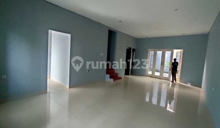 Sewa Rumah Baru Renovasi di Jl Kembar Sayap Sriwijaya Bandung 1
