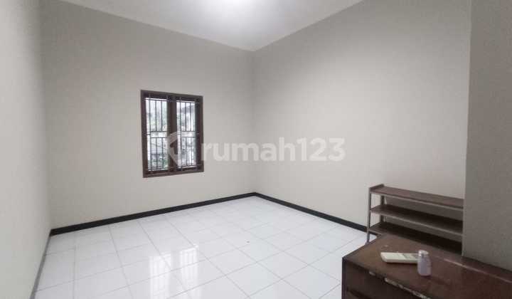 Rumah Bagus Siap Huni Mekar Wangi Rumah Bagus Siap Huni Mekar Wangi