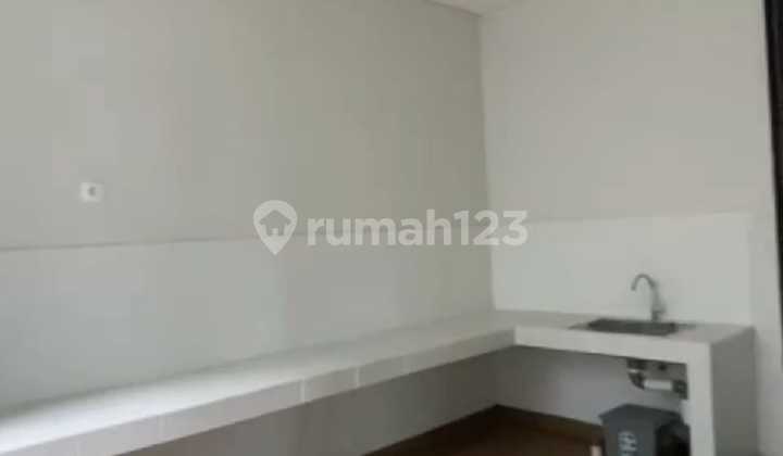 Sewa Rumah Cluster Flora Summarecon 2