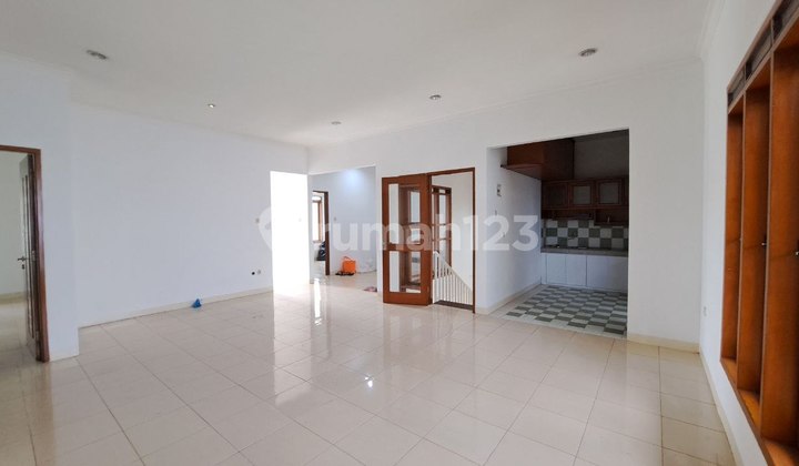 Sewa Rumah Setraduta Cipaganti 1