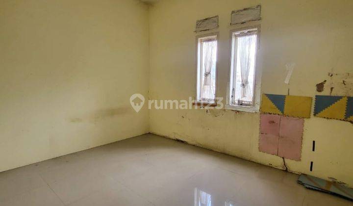 Rumah Lama Hitung Tanah di Kopo Permai 1