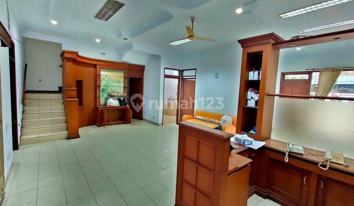 SEWA RUMAH SIAP HUNI COCOK UTK KANTOR, KELUARGA BESAR 1