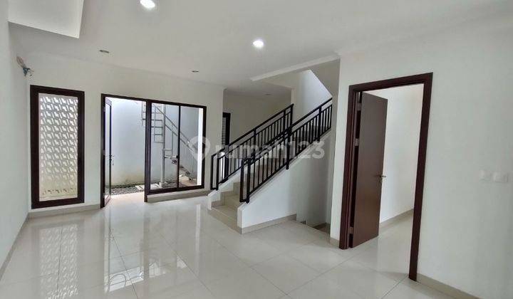 Jual Cepat Rumah Baru Summarecon Bandung 1