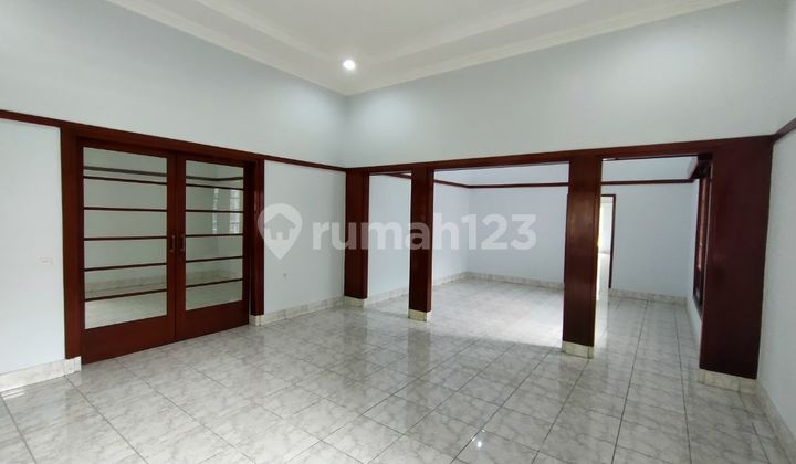 RUANG USAHA NUANSA HERITAGE SAYAP DAGO RUANG USAHA NUANSA HERITAGE SAYAP DAGO