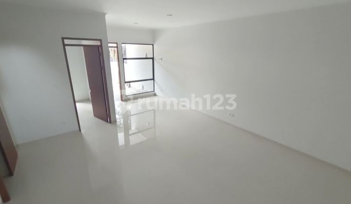Jual Rumah Baru 2 Lantai Batununggal 2
