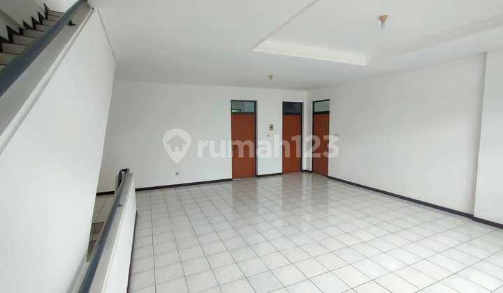 For Rent Newly Renovated Ready-to-Use Shop House in Batununggal For Rent Newly Renovated Ready-to-Use Shop House in Batununggal
