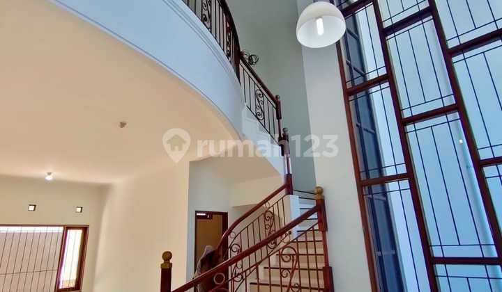 Sewa Rumah Siap.huni Dan Terawat Di Batununggal