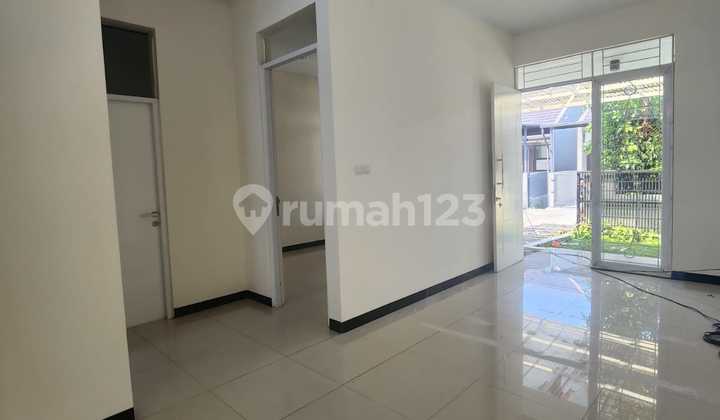 Lengkap Sewa Rumah Baru Minimalis @ Tki  2