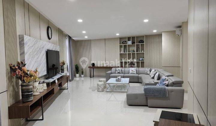 Rumah Bagus Furnished Cluster Exclusive Di Summarecon Bandung 1