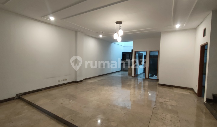 Jual Rumah Cantik Di Batununggal Siap Huni