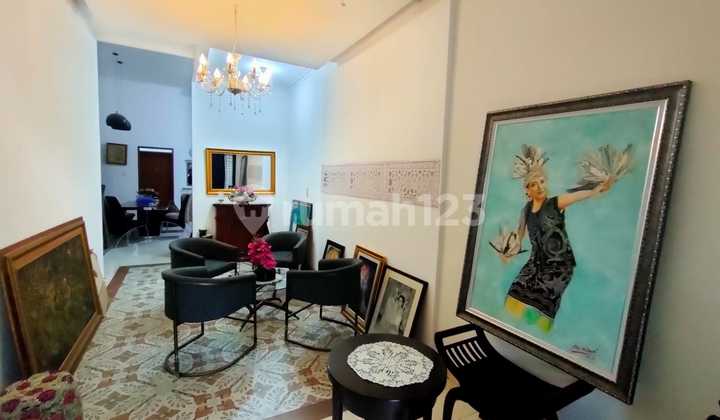 Jual Rumah Cantik Siap Huni di Batununggal