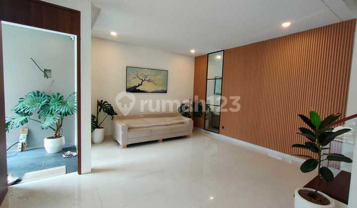 Keren New House Furnished @ Setra Duta Riverside