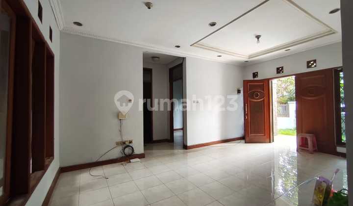 Lingkungan Nyaman di Batununggal Indah