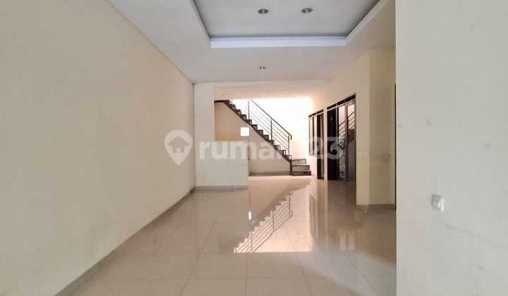 Jual Rumah Singgasana siap huni