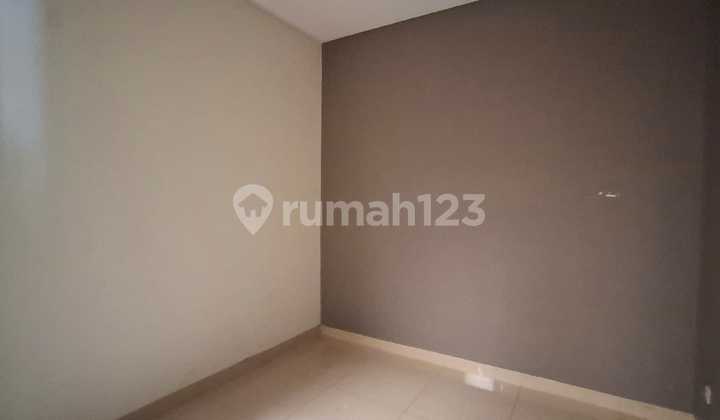 Sell Singgasana House ready to occupy 2