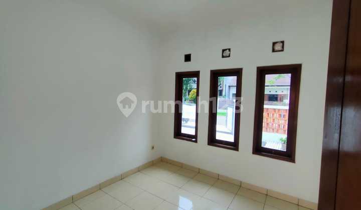 Sewa Rumah Bagus Siap Huni Di Batununggal 2