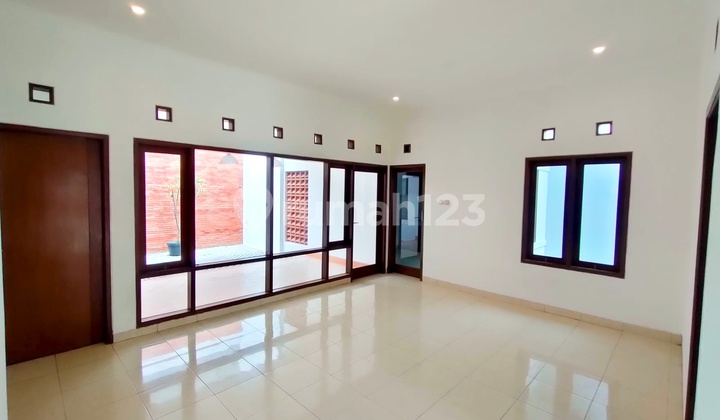 Sewa Rumah Bagus Siap Huni Di Batununggal Sewa Rumah Bagus Siap Huni Di Batununggal