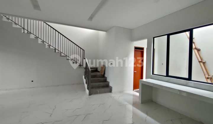 100% New Minimalist House in Batununggal 2