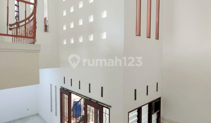 Jual Rumah 2 Lantai Batununggal 2
