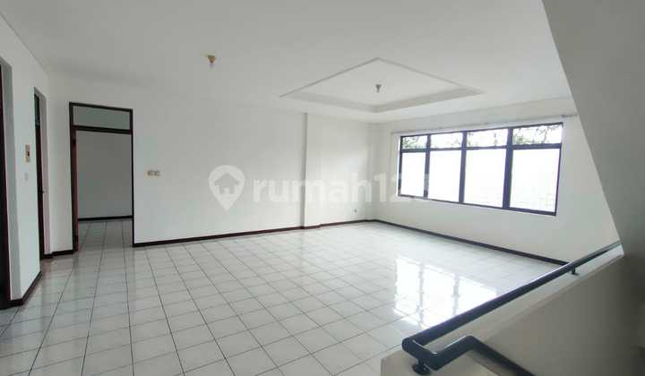 Sewa Ruko Siap.pakai Baru Renovasi Di Batununggal