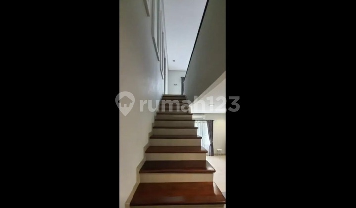 Rumah SHM Sudah Renovasi di Komplek Jembatan Dua Arwana Selatan 12