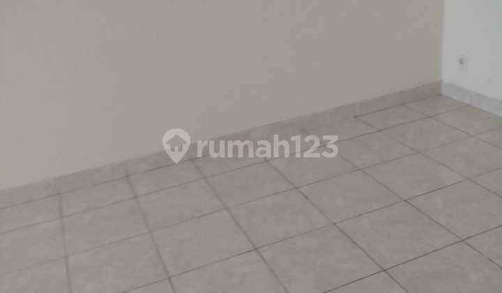 Apartemen French Walk Tower Paris Garden Semi Furnished 2