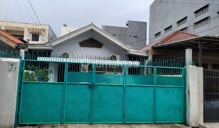 Di Jual Rumah Bagus di Jatinegara 1