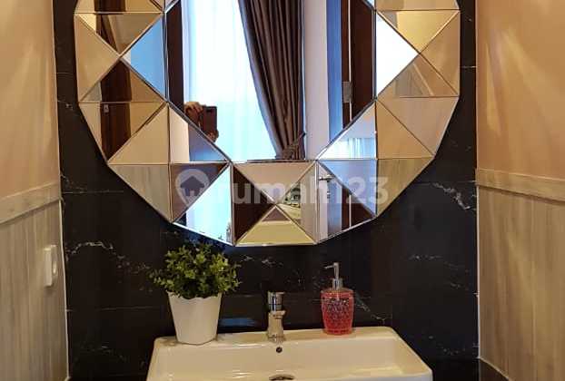 Disewakan Apartemen The Kensington Royal Suites Siap Huni