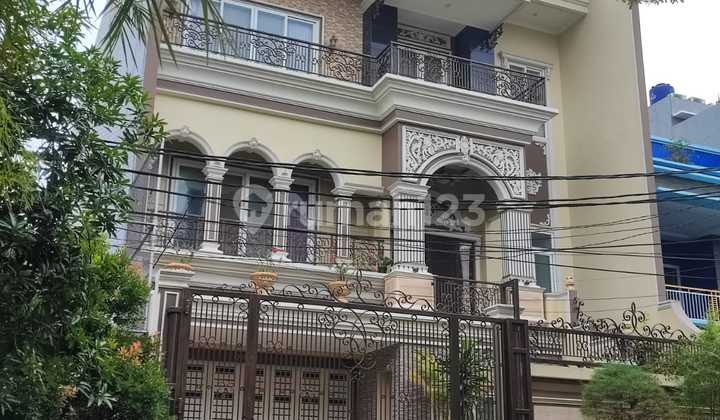 Dijual Rumah Mewah Style Modern Classic Dekat dengan Mall Metro Sunter Nego Sampai Jadi