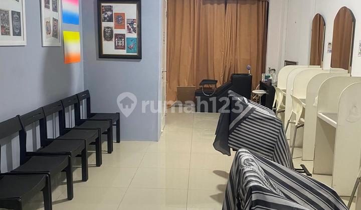 Di Jual Rumah di Pulomas Barat Cocok untuk Usaha Kuliner , Salon atau Kost Maupun Kantor (H)