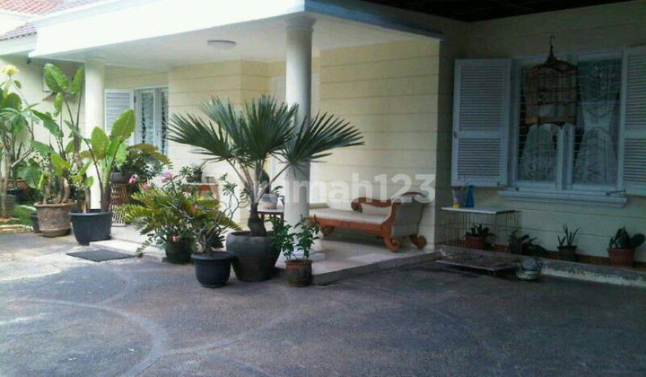 Rumah Mewah Asri Kolam Renang dijual di Antasari Jakarta Selatan 1