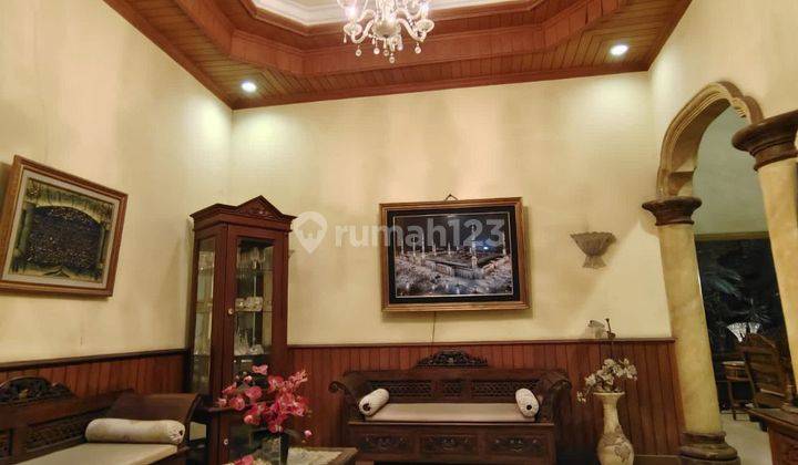 Rumah 2 Lantai Bagus Semi Furnished di Kali Malang, Jakarta Timur 2