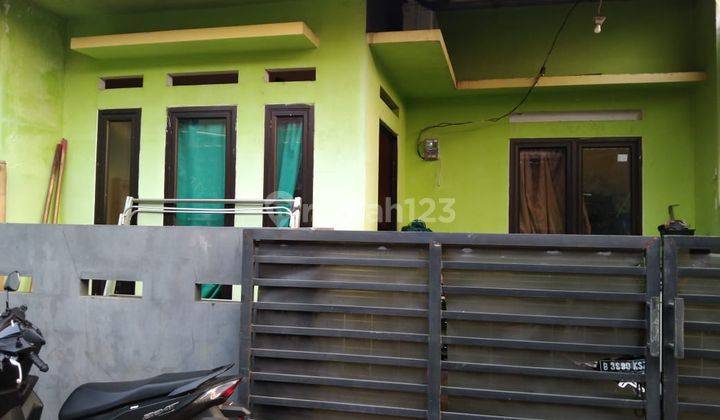 Rumah Bagus Unfurnished SHM di Atas Purigading, Bekasi 4