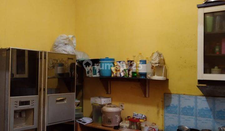 Rumah Bagus Unfurnished SHM di Atas Purigading, Bekasi 10