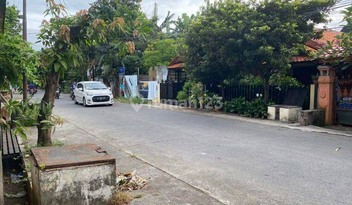 Rumah 2 Lantai Butuh Renovasi di Perum Pemda Jatiasih Bekasi Kota 1