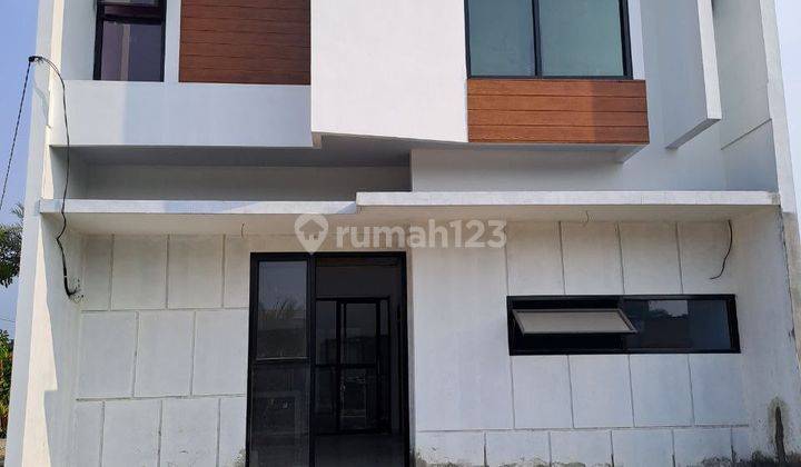 Rumah Mewah 2 Lantai Baru SHM di Jl. Raya Babelan Kota, Bekasi 2