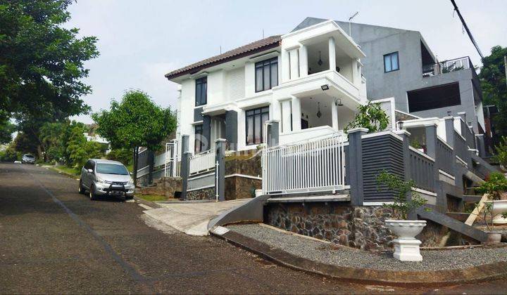 Rumah 2 lantai bagus di Bukit Golf Riverside Cibubur Depok 1