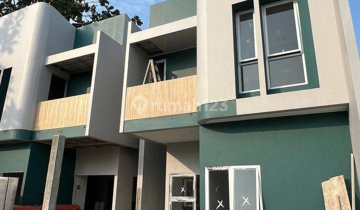 Rumah Di Nempel Perum Pemda Jatiasih 2 Lantai Baru Shm Utara 2